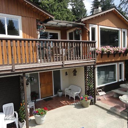 Mountain Bed & Breakfast North Vancouver Bagian luar foto